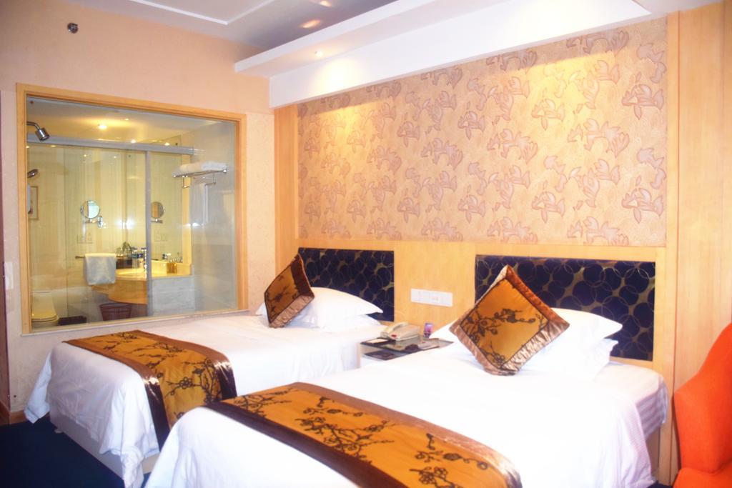 Puxi New Century Hotel Shanghai Bagian luar foto