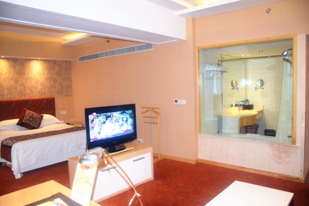 Puxi New Century Hotel Shanghai Bagian luar foto